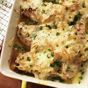 1.2M views · 3.1K reactions | A hot bowl of French onion soup works well on a cold winter day, but this chicken dish is even cozier. | Delish | Facebook