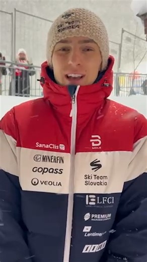 KAPUSTÍK PO 20. MIESTE🗣 Slovenský skokan na lyžiach Hektor Kapustík zaznamenal prvé slovenské body v prestížnom seriáli od 18. decembra 2005, Martin Mesík vtedy obsadil v Engelbergu 29. miesto. V Zakopanom dokázal Kapustík zdolať aj suverénneho lídra Svetového pohára a víťaza Turné štyroch mostíkov Domene Prevca, Slovinec figuroval v konečnom poradí až na 27. priečke. 💥 Zdroj: SLOVAKIA SKI & SNB TEAM | Šport STVR