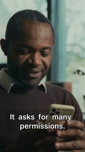 How Fake Apps Steal Your Data | Super Simple Explanations