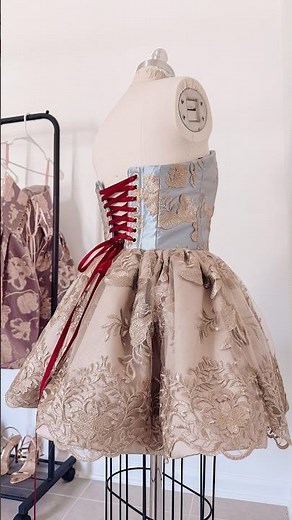 My Snow White Cosplay is Finally Done!