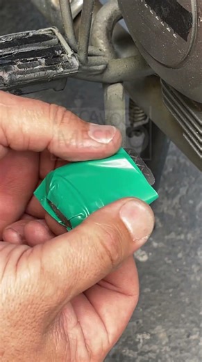 The incredible adaptation you can make on your motorcycle #MotorcycleTip #SmartMod #PracticalFix