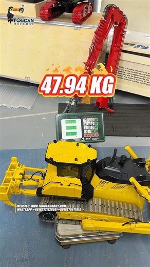 Dare to lift it? 🦾 Can you pick up this 1:12 D155AX Metal Hydraulic Bulldozer? It’s a total beast—full metal build, massive size, seriously heavy! A true heavyweight in the hydraulic bulldozer model game!#scalemodel #rchobby #creativefilm #model #custom #rc #controller #machine #bulldozer | Toucanhobby