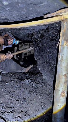 1.5K views · 51 reactions | Most Dangerous Work Coal Mining #mine #coalmine #mining #Minecraft #reelschallengereelschallenge ##facebookreelsviral #fbreels2025ツ #contentcreator #fbreelsvideo | Karter Patrick | Facebook