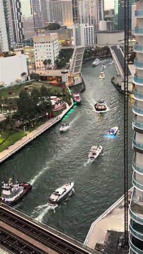 Tugboats Headed Back Into The Miami River #workboat #miamiriver