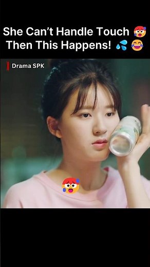 She Can’t Handle Touch 🥵 | Hilarious Bathtub Accident 💦😂