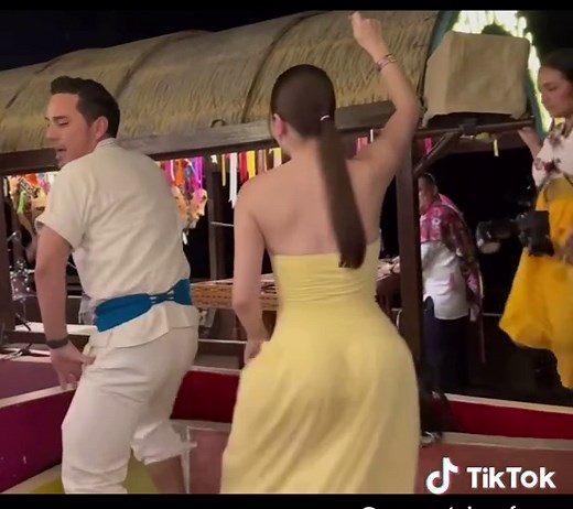 Ana Gastelum: Bailando y Mostrando Su Estilo