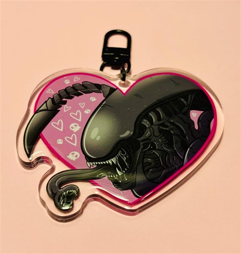 Xenomorph Alien Charm || Acrylic Keychain With Front Side Epoxy - Etsy
