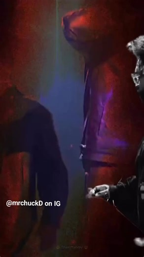 Fight The Power ✊🏽🎤✊🏽 Video Credit: @MrChuckD on IG #publicenemy #ChuckD #FlavorFlav #legends #HipHop