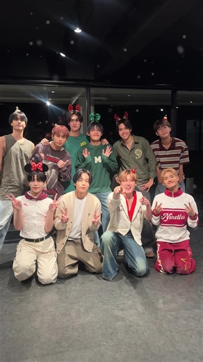 🎄 DICE’s 1st TikTok LIVE Christmas Eve Special 🎅🏻☃️ มาแล้วค้าบบบ มาเม้าท์มอยกับพวกเรากันนน ~ 💖 TikTok Live : DICE.SONRAY 🎁 #DICEXmasLive2025 #DICE_SONRAY