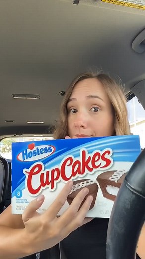 Celebrate National Cupcake Day on Dec 15th with Hostess Cupcakes! 🎉🧁