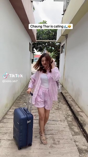 Chaung Thar Beach: A Local Myanmar Experience