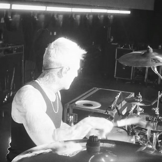 Breaking Benjamin on Reels