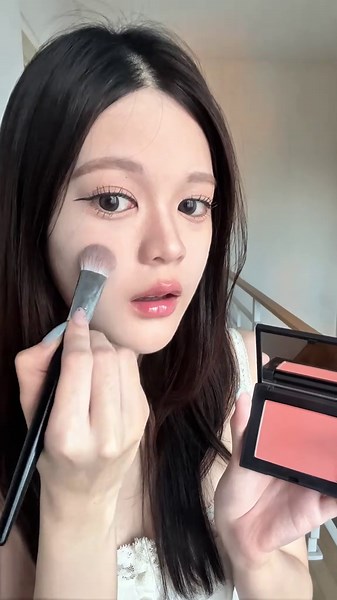 NARS Cosmetics Review: Innovative Blush for Every Look