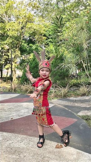 Alun alun kapuas Fashion show baju adat khas Kalimantan Barat -Gebyar UMKM Kota Pontianak #modeling