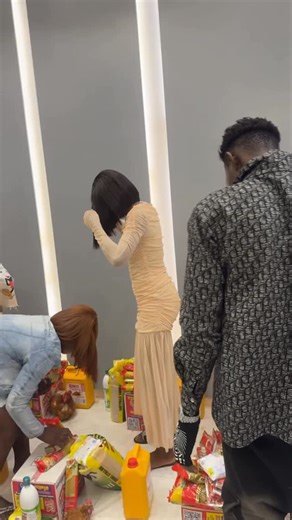 SLAYTITUDE ( PEACE OF MIND )HAIR PLUG on Instagram: "How will you even mention slaytitude without my STAFF HELDING IT DOWN behind the scene. I’m grateful for them all"