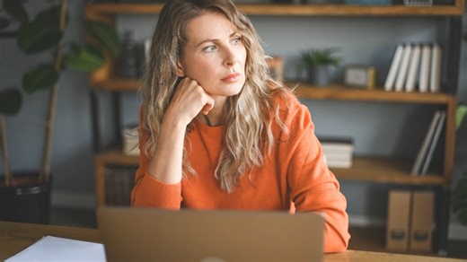 11 habits that keep you middle class forever