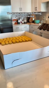 I would never be where I am if I let the hundreds of failed moments stop me. My recipes have helped bakers skip the trial & error phase & get straight to baking with confidence & getting back-to-back bookings. I did the hard work for y’all & took all the bad flavor review punches👊🏾 📌Comment “LEVEL UP” & I’ll send you the link to grab my Cupcake Recipe Book with 17 recipes to add to your menu #baker #homebaker #bakery #homebakery | Flick of the Whisk-Custom Cakes