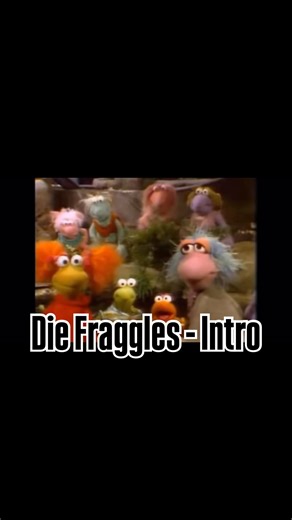 Rauner on Instagram: "Wer kennt noch die FRAGGLES? 😅 Die Fraggles wurden am 12.11.1983 erstmals im deutschen Fernsehen (ZDF) ausgestrahlt. Insgesamt gab es 5 Staffeln mit 96 Folgen. Jede Folge hatte eine Laufzeit von ca 25min. Fraggles sind etwa 60 cm große, verschiedenfarbige humanoide Lebewesen, die in der deutschen Version in einer Höhle unter dem Wohnhaus des Doc (eines menschlichen Erfinders, in der deutschen Fassung gespielt von Hans Helmut Dickow) leben. Den Tag verbringen die Fraggles m