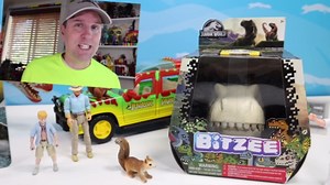 Jurassic World electronics! Bitzee and Tamagotchi pixel dinosaurs review