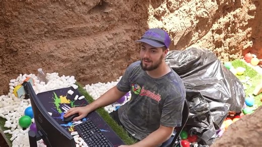 Unspeakable S15:E01 - $100,000 Secret Underwater Gaming Base