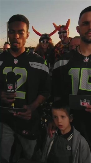 Thanks to our partner team, Rhein Fire, for helping announce Pick No. 142 live from Düsseldorf, Germany. 👏 📺: NFL Network/ESPN/ABC | Seattle Seahawks