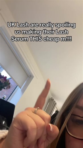 Makes my lashes look incredible!!#uklash #lashserum #lashgrowth