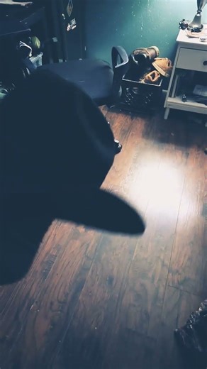 costom shaped hat cattlemen crease!!