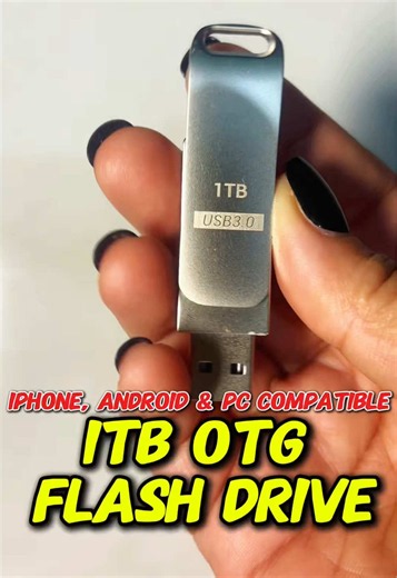 Store, transfer, and back up your important files with this High-Speed OTG Flash Drive #FlashDrive #OTGFlashDrive #USBDrive #iPhoneStorage #AndroidStorage