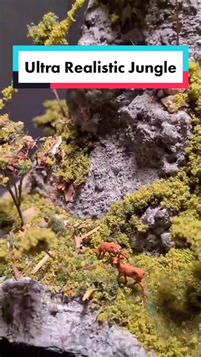 Ultra Realistic Jungle Diorama #modellbau #diorama #Art #diy #tabletop #realism #perfection #natureart #sculpture #jungle #nature #creativeart #custommodels #ultrarealistic #creative #kunst #landscaping