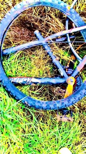 Found a rusty ahh old bike #amtb #mtb #mtbreview