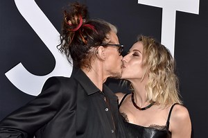 Steven Tyler, 71, kisses girlfriend Aimee Preston, 32, on red carpet