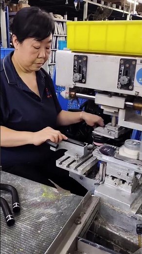 Automobile rubber tube transfer printing machine, fully automatic screen printing machine丝印机，移印机，滚印机