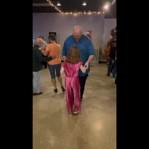 Della learning how to shag. 7 years old. Start them young #CarolinaShag #ShagDancing #westcoastswing | Burt Lawson