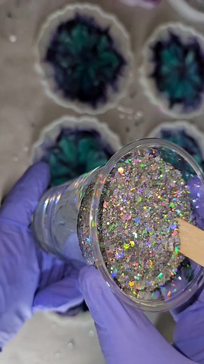 3.1M views · 10K reactions | Just Poured #resin #epoxy #epoxyart #epoxyresin #epoxypour #epoxyfloor #resinartist #resinpour #resincraft #resinartwork #resinwork #resincrafting #resincrafter #resincreations | Art by Tish | Facebook