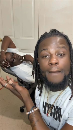 4.9K views · 80 reactions | I was weak laughing she didn’t kno wat was goin on Debra Barnes | Mark Barnes | Facebook