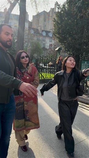 Respecting JENNIE's Privacy: A Call to Fans