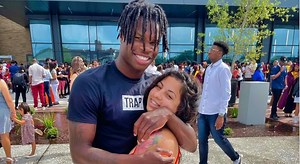 Colorado Superstar Travis Hunter’s Girlfriend Provides Update And Message For Fans From His Hospital Bed (PIC)