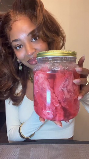 Pickeled Pig Feet!! This was a summer time outside snack for us 🤷🏾‍♀️😎 #fyp #pickledpigfeet #childhoodsnacks #dmvfoodie