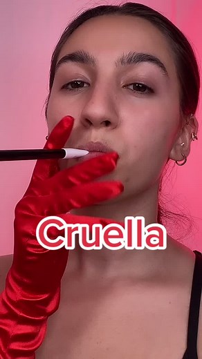 I’m Cruella #cruella #cruelladevil #makeup #cruelladevilmakeup #maxplumpjump #fyp #foryou #disneymakeup