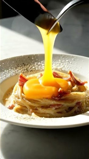 Satisfacción Visual": 🥚 The Most Satisfying Yolk Pop... Carbonara ASMR 🍝 #foodshorts