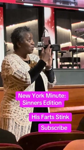 😂🕊️ "Deaf Interpreter Jokes Preacher Farts at Home #snl #inspiration #shortsfeed #comedy #funny