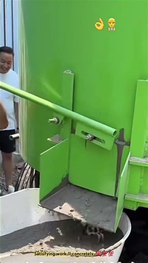 Mixer concrete machine pouring concrete with controller lock