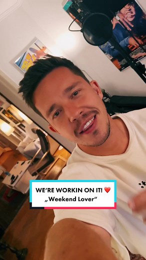 Nico Santos: Musiker and Actor - Weekend Lover