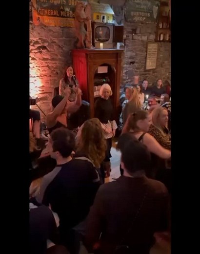 Just your typical evening in The Celt! Planning a trip to Dublin this year? Stop off on Talbot Street for pints and banter. Video by the talented @paul.ymorphic | The Celt Bar