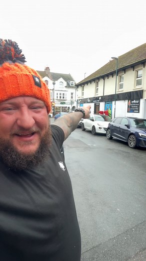 Check out Our Beeswift Workwear Haul | The Bald Builders