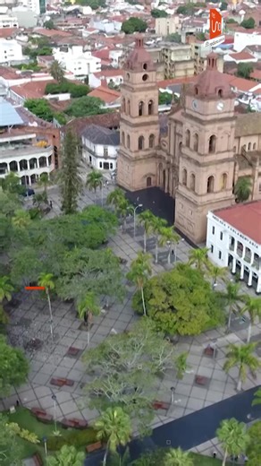 Este domingo 22 de marzo, vive una programación especial preparada para acompañarte durante toda la jornada de elecciones subnacionales. Información, análisis y cobertura en vivo desde distintos puntos del país. Conoce nuestra programación y sigue cada momento por la señal de TV y las redes sociales de Red Uno. 🗳️📺 #RedUno #Programación #Elecciones2026