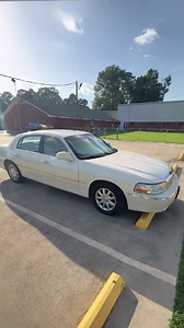 Driving the Lincoln Town Car feels old school