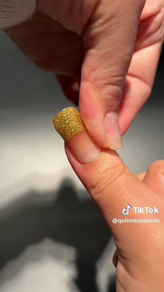 Quinnas-gelnailsticker on TikTok