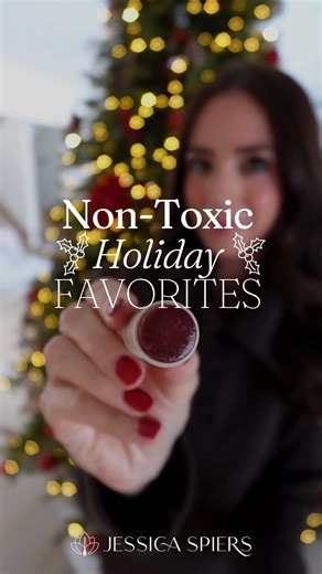 Jessica Spiers, Nutritionist | A Clean Holiday Glow 🎄 This season, I’m savoring all the cozy moments, without the toxins. ⚠️ 🤍 Primally Pure Whipped Body Butter keeps... | Instagram