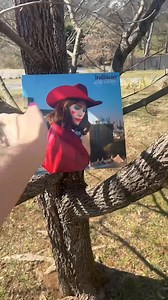 Unboxing has its challenges. Order the Trailblazer vinyl now 🫶 https://lolakirkemerch.com/products/trailblazer-vinyl | Lola Kirke